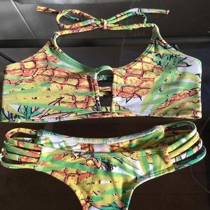 Midori Pineapple TOP ONLY